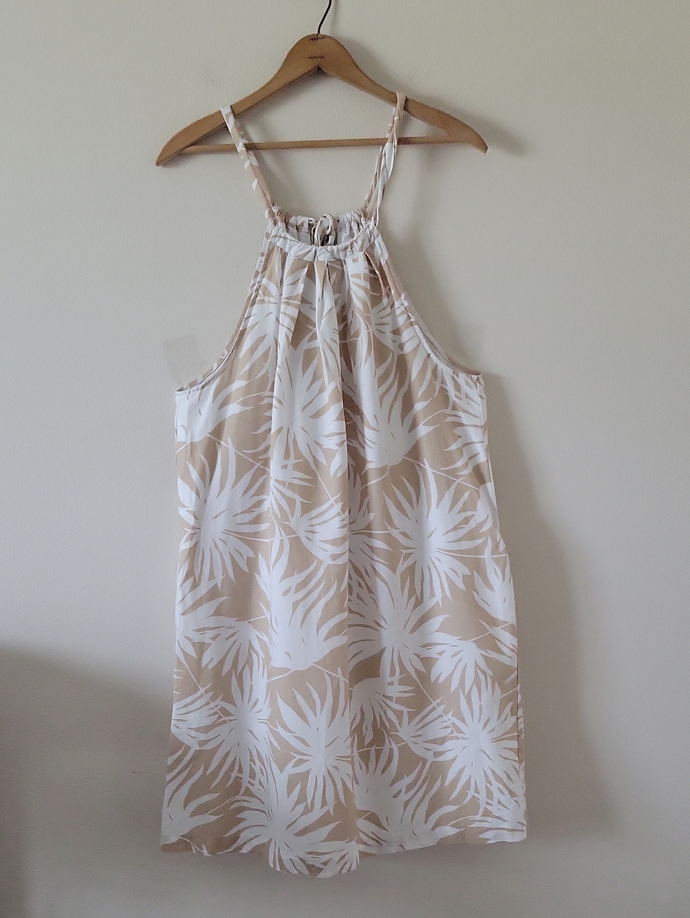 Gap Tan White Linen Tie Back Halter Palm Print Shift Dress Size 14TALL - Picture 1 of 7